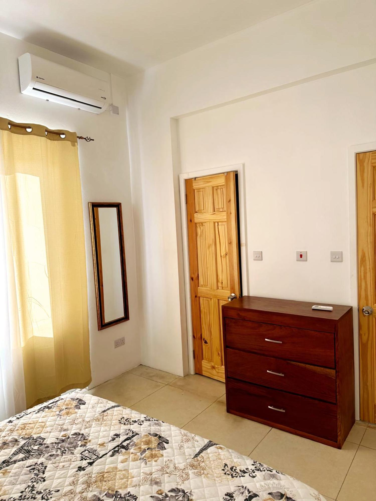 Eldorado Guesthouse & Car Rental روسو الغرفة الصورة
